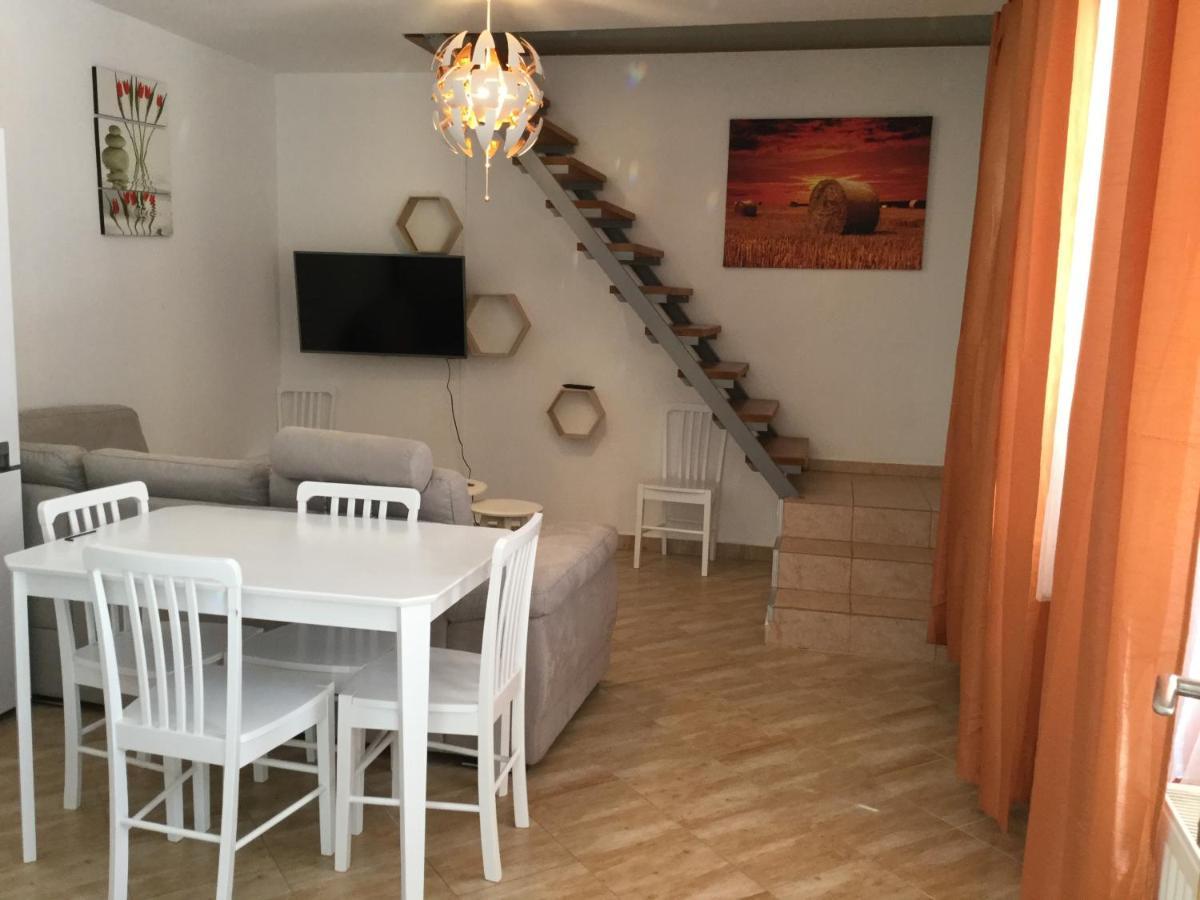 Appartement Judia à Litomyšl Extérieur photo