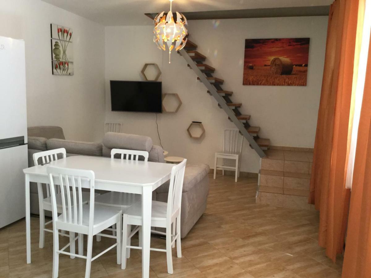 Appartement Judia à Litomyšl Extérieur photo